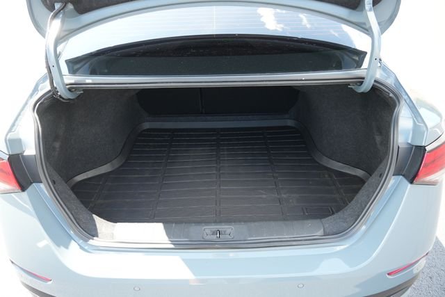 Used 2024 Gray Nissan SR image 11
