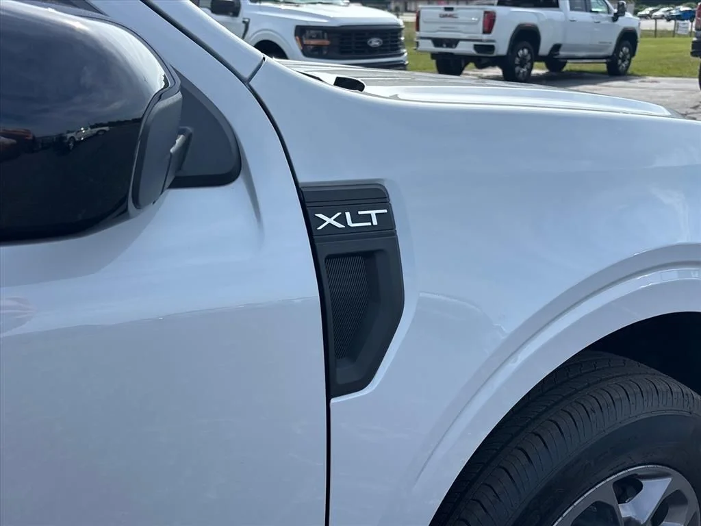 2026 Ford Maverick XLT - Photo 10