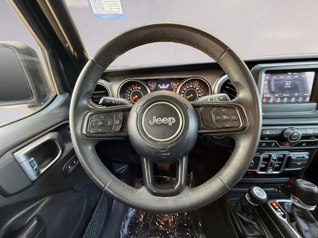 Used 2023 Black Jeep Sport S image 13