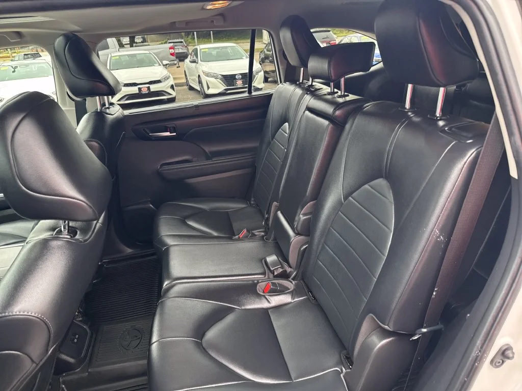Used 2023 Beige Toyota XLE image 36