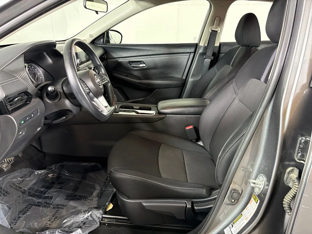 Used 2024 Gray Nissan SV image 15