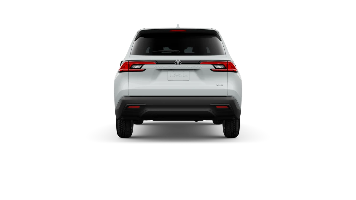 New 2026 Wind Chill Pearl Toyota XLE image 8