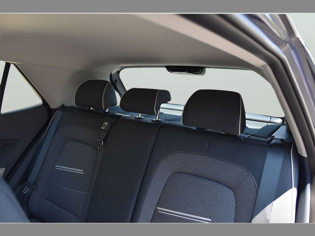 Used 2025 Denim w/White Roof Hyundai Limited image 29