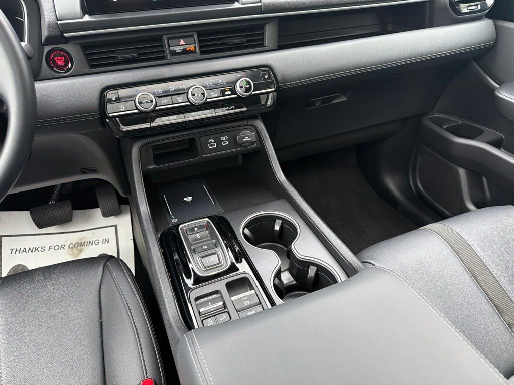 2025 Honda Pilot Touring - Photo 16