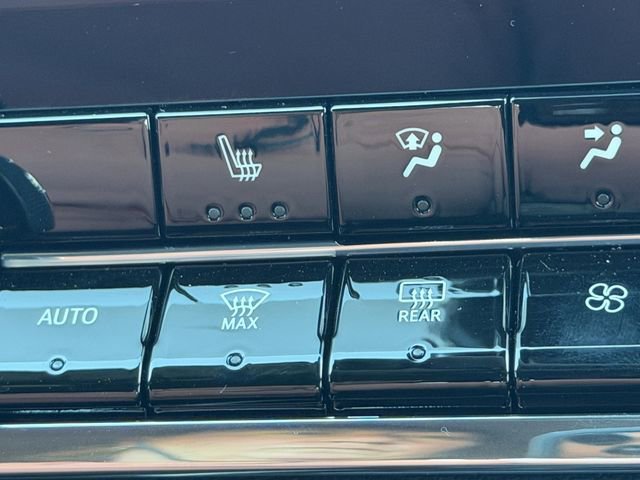 2025 Chevrolet Colorado LT - Photo 43