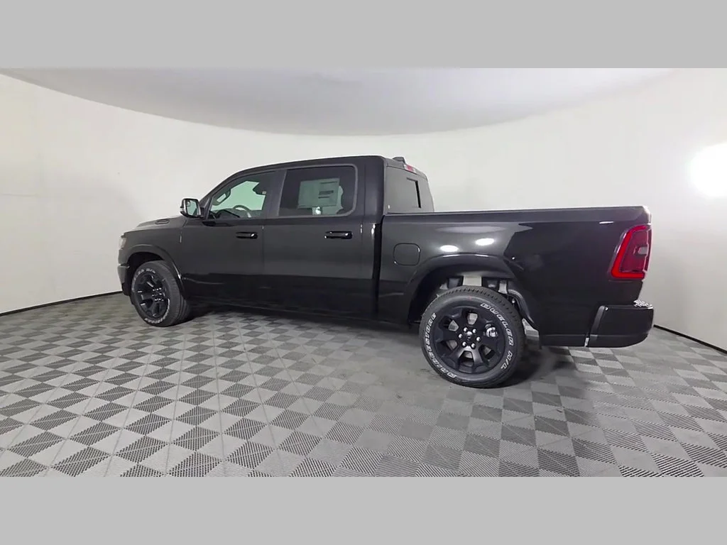 New 2027 Diamond Black Crystal Pearl-Coat Exterior Paint RAM Big Horn image 35
