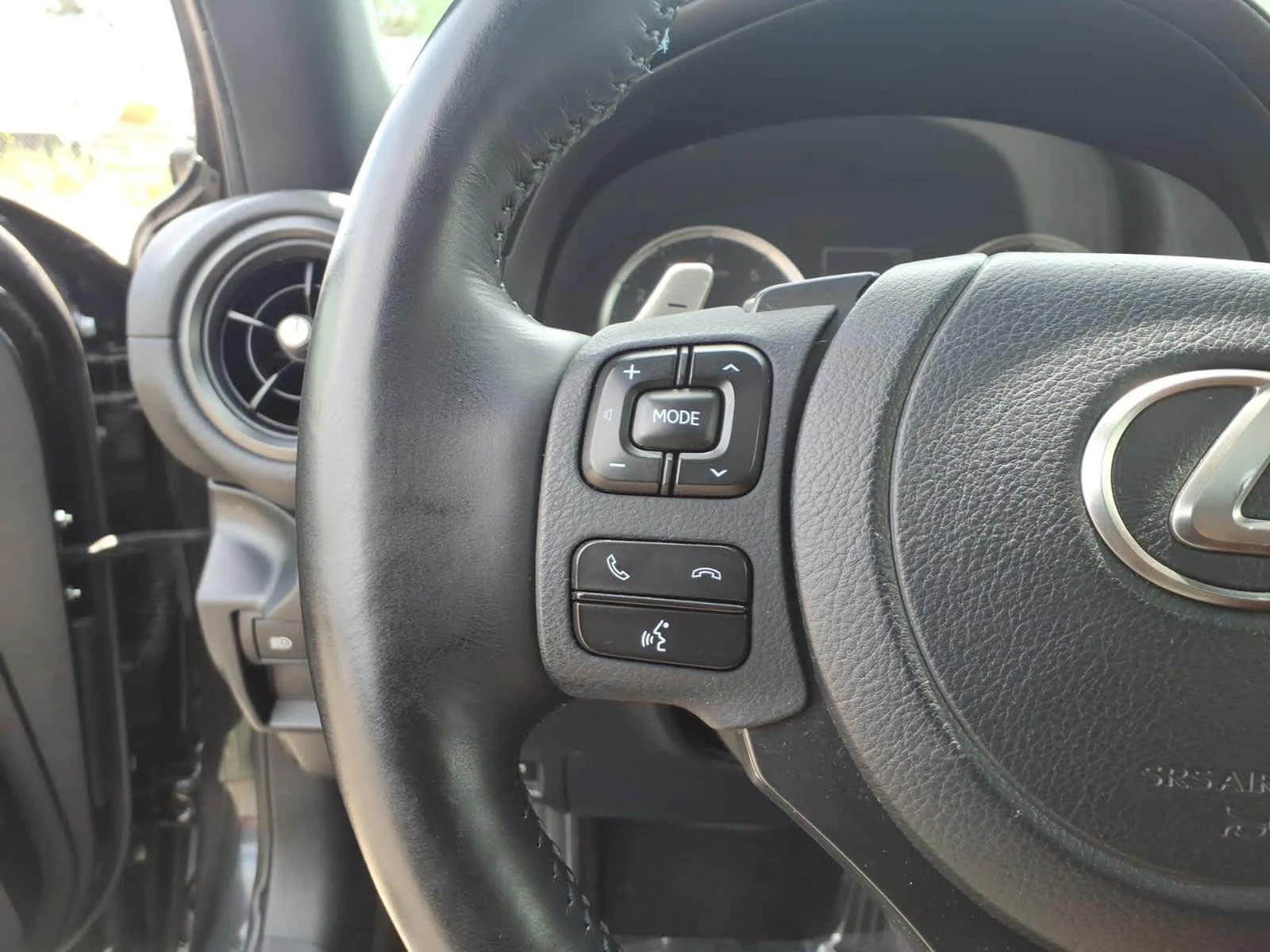 2023 Lexus IS 300 - Photo 22