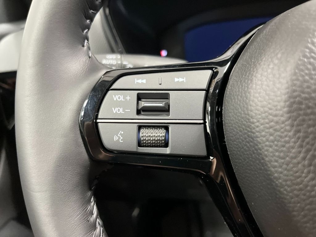 New 2026 Platinum White Pearl Honda EX-L image 17