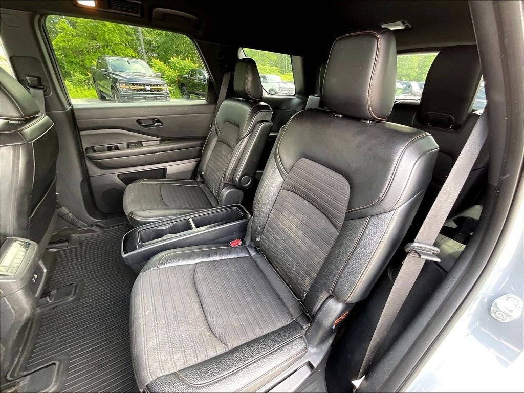 Used 2023 Solid Gray/Super Black Nissan Rock Creek image 14
