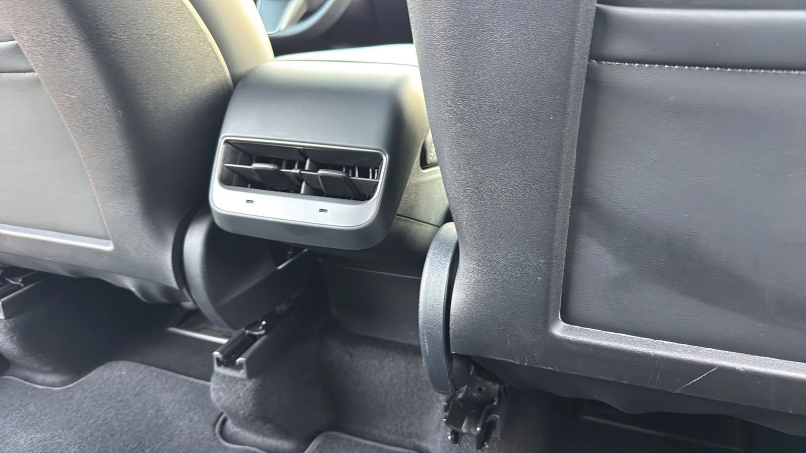 Used 2022 Black Tesla Long Range image 27