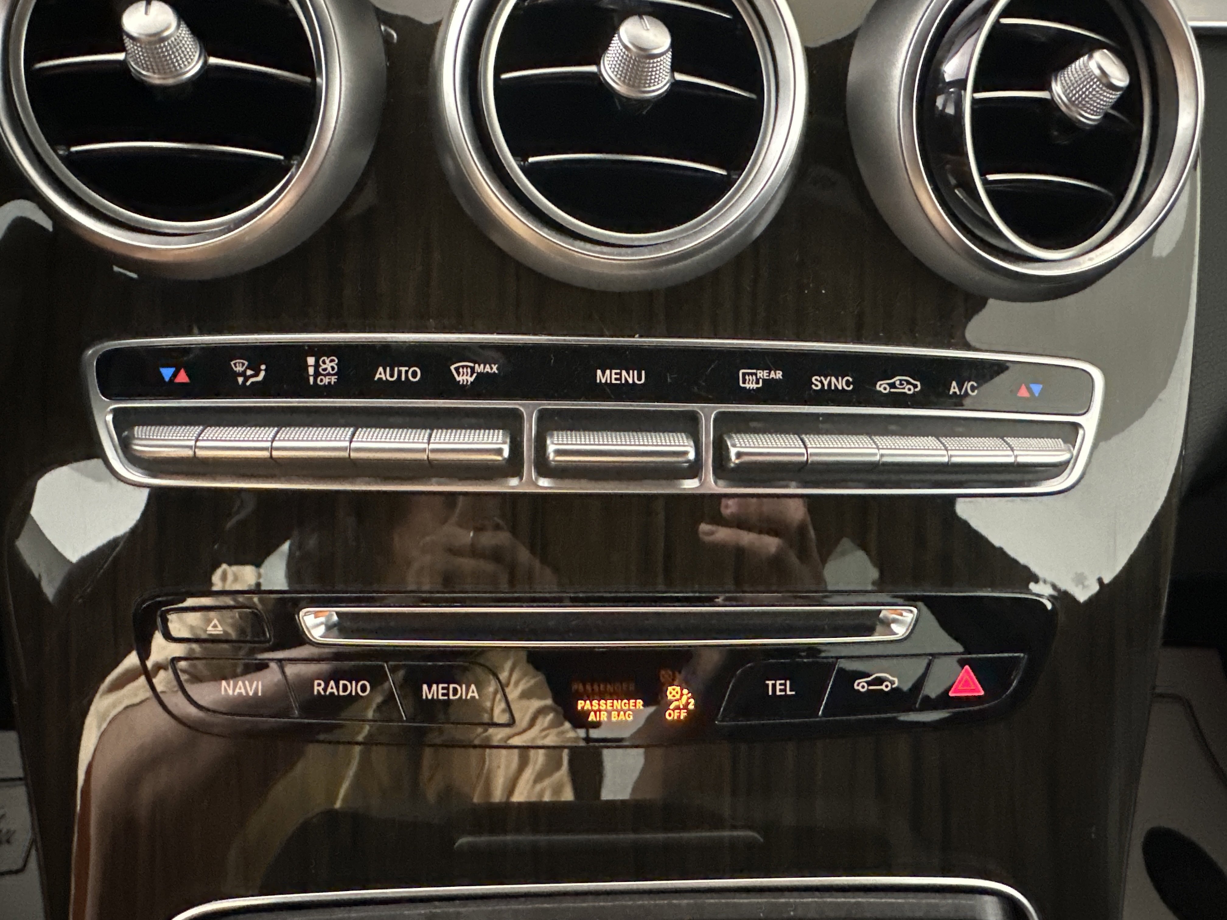 Used 2017 Polar White Mercedes-Benz GLC 300 image 17
