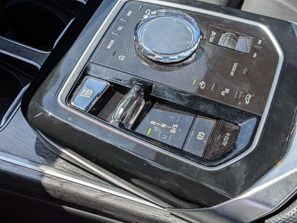 2024 BMW 7 Series 740i - Photo 16