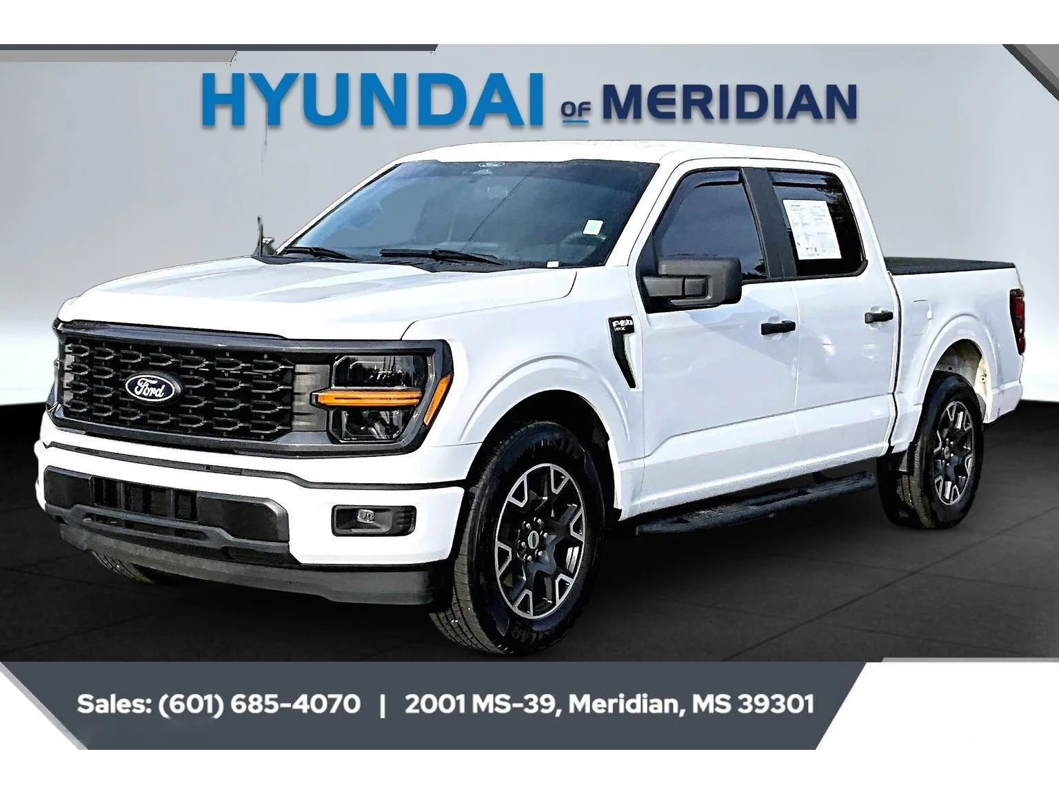 Used 2025 Oxford White Ford STX image 10