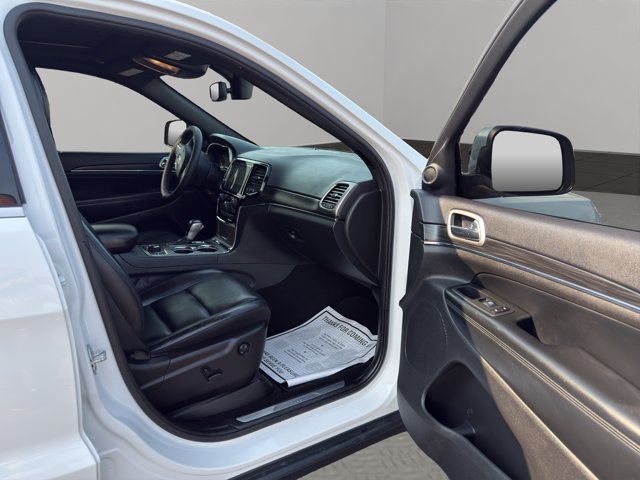 Used 2020 Bright White Clearcoat Jeep Limited image 27