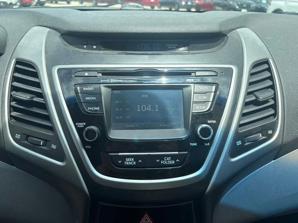 Used 2015 Shale Gray Metallic Hyundai Limited image 17