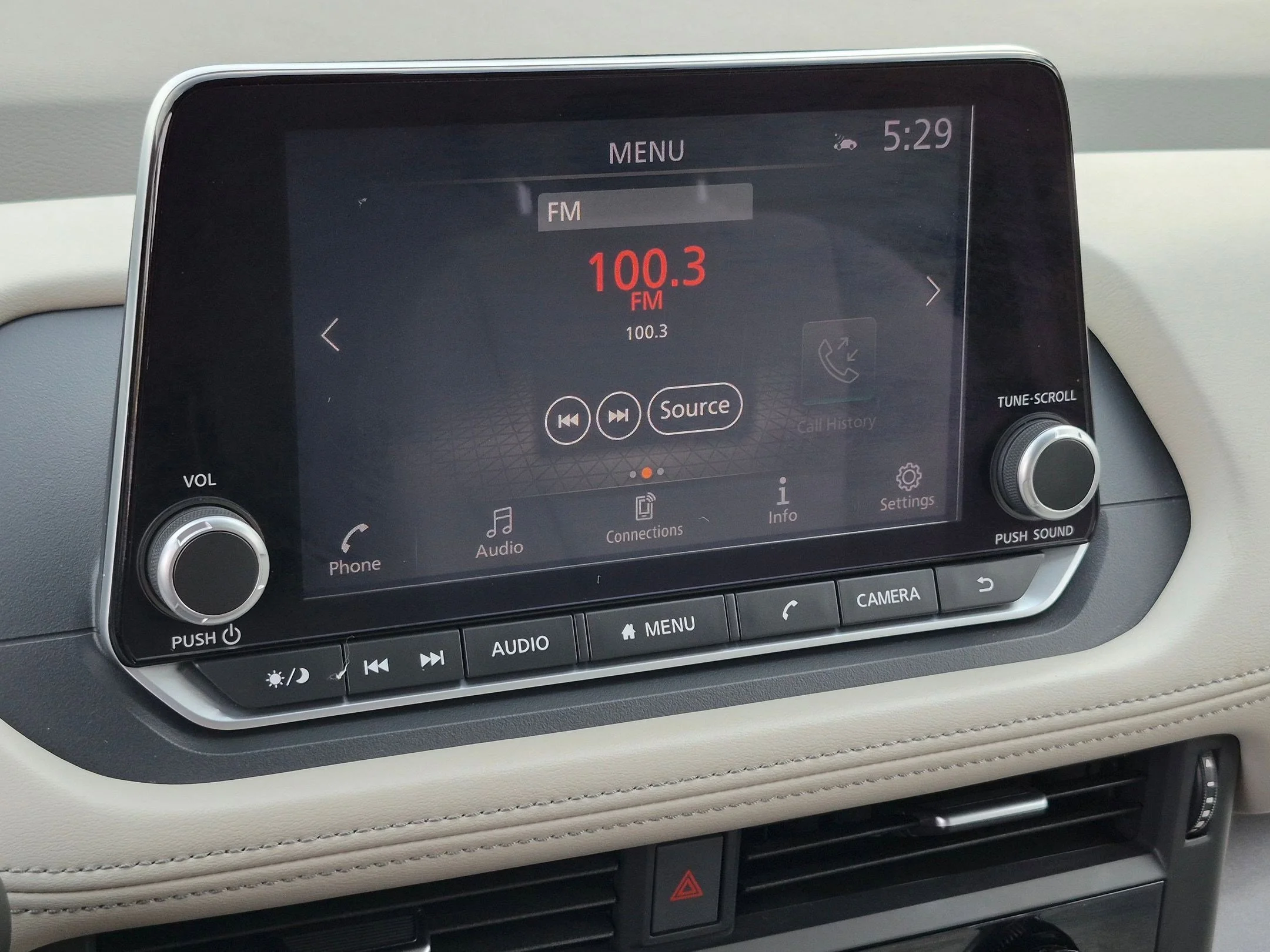 Used 2023 Scarlet Ember Tintcoat Nissan SV image 17