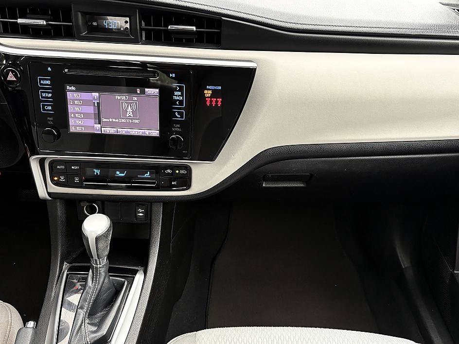 Used 2018 Super White Toyota LE image 14