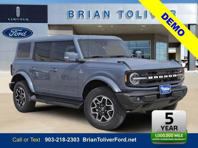 2025 Ford Bronco Outer Banks 4x4's photo