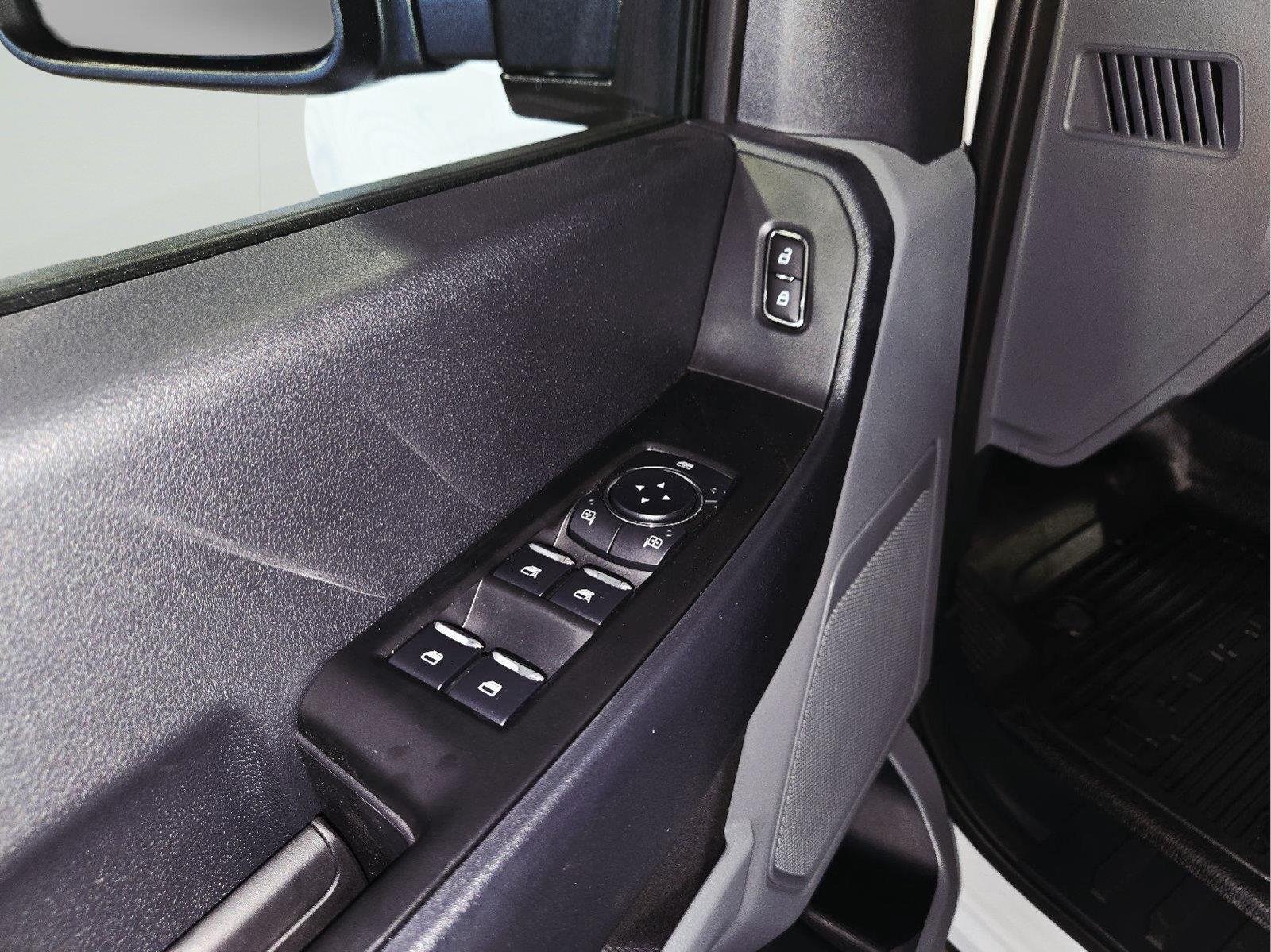 New 2026 Oxford White Ford F-350® XL image 10