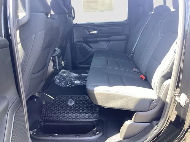 New 2026 Diamond Black Ram EXPRESS CREW CAB 4X4 5