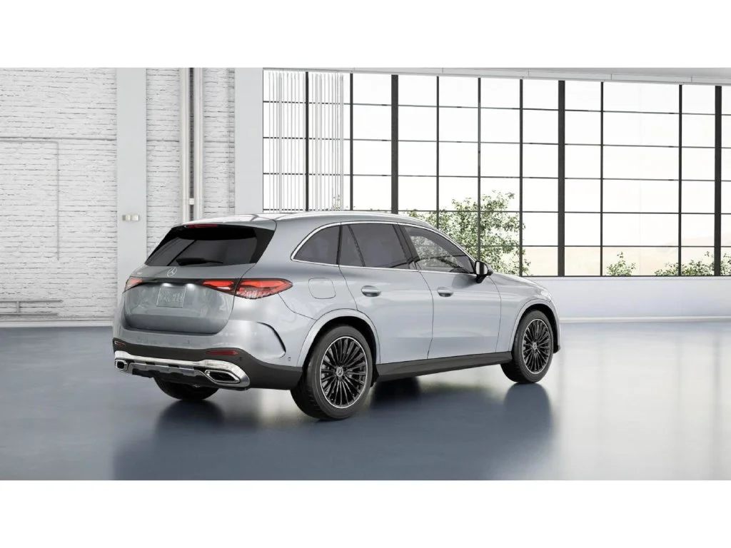 New 2027 Silver Mercedes-Benz GLC 300 image 21