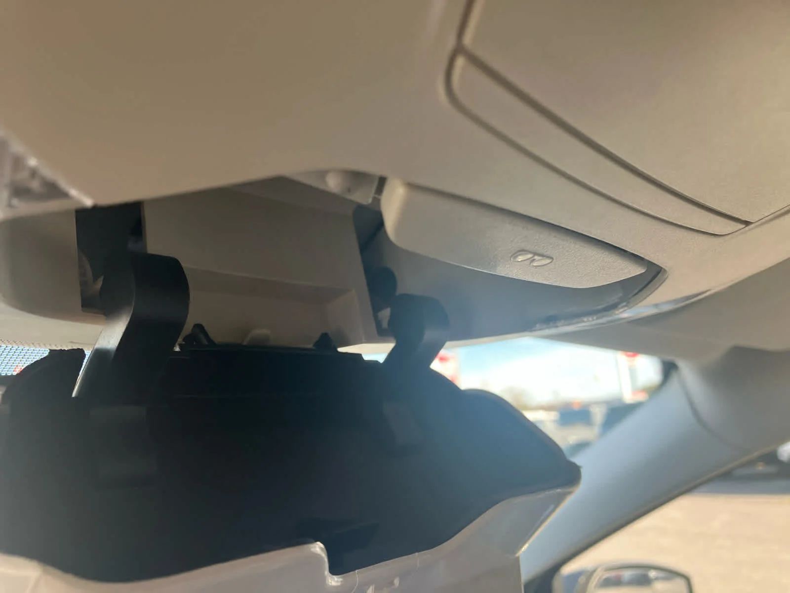 Used 2017 Magnetic Metallic Ford SE image 19