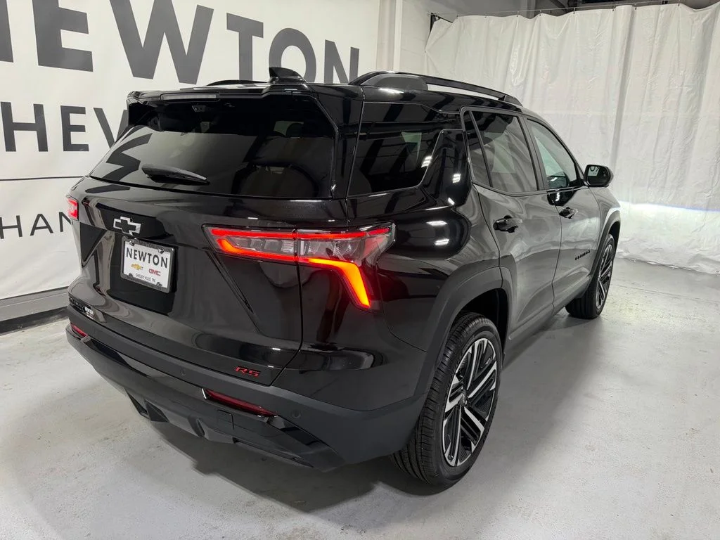 2027 Chevrolet Equinox RS - Photo 33