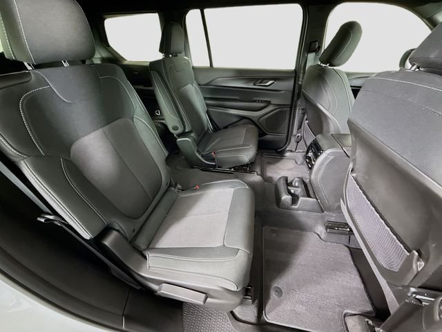 New 2026 Bright White Clearcoat Jeep Laredo image 27
