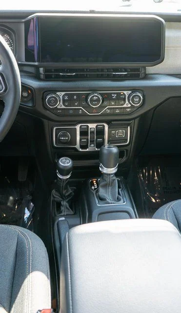 Used 2025 Orange Jeep Sport S 4xe image 16