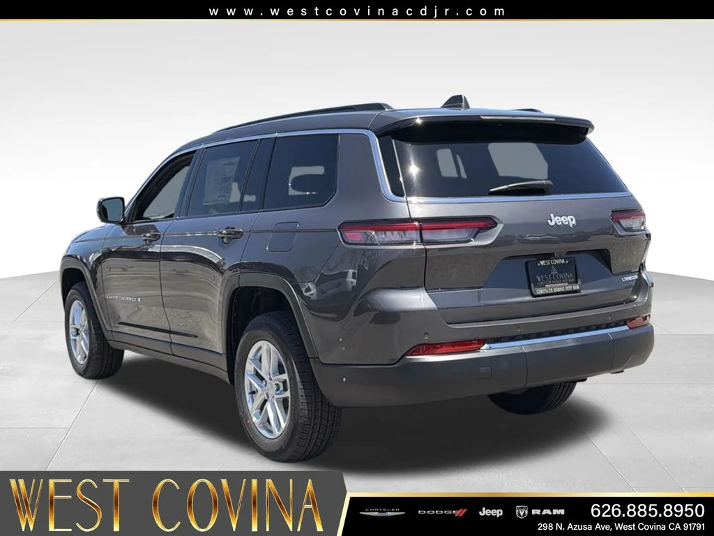 New 2026 Baltic Gray Metallic Clear-Coat Exterior Paint Jeep Laredo image 10