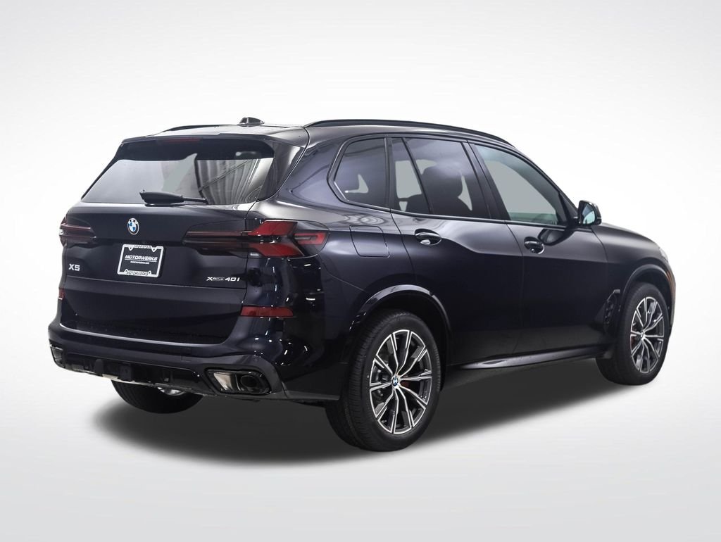 New 2026 Carbon Black Metallic BMW xDrive40i image 5