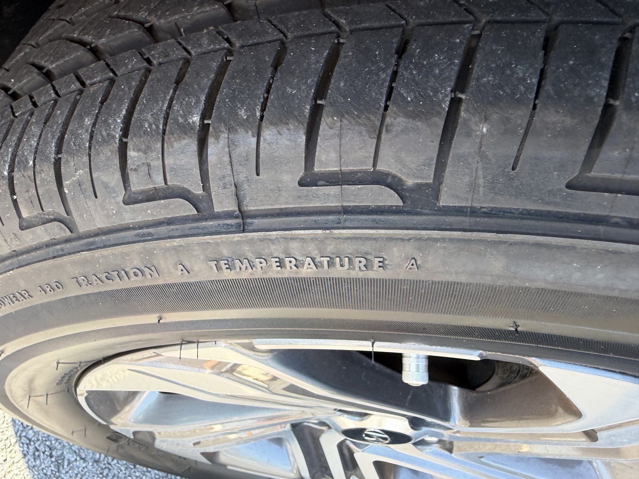 Certified Used 2023 Twilight Black Hyundai SEL image 11