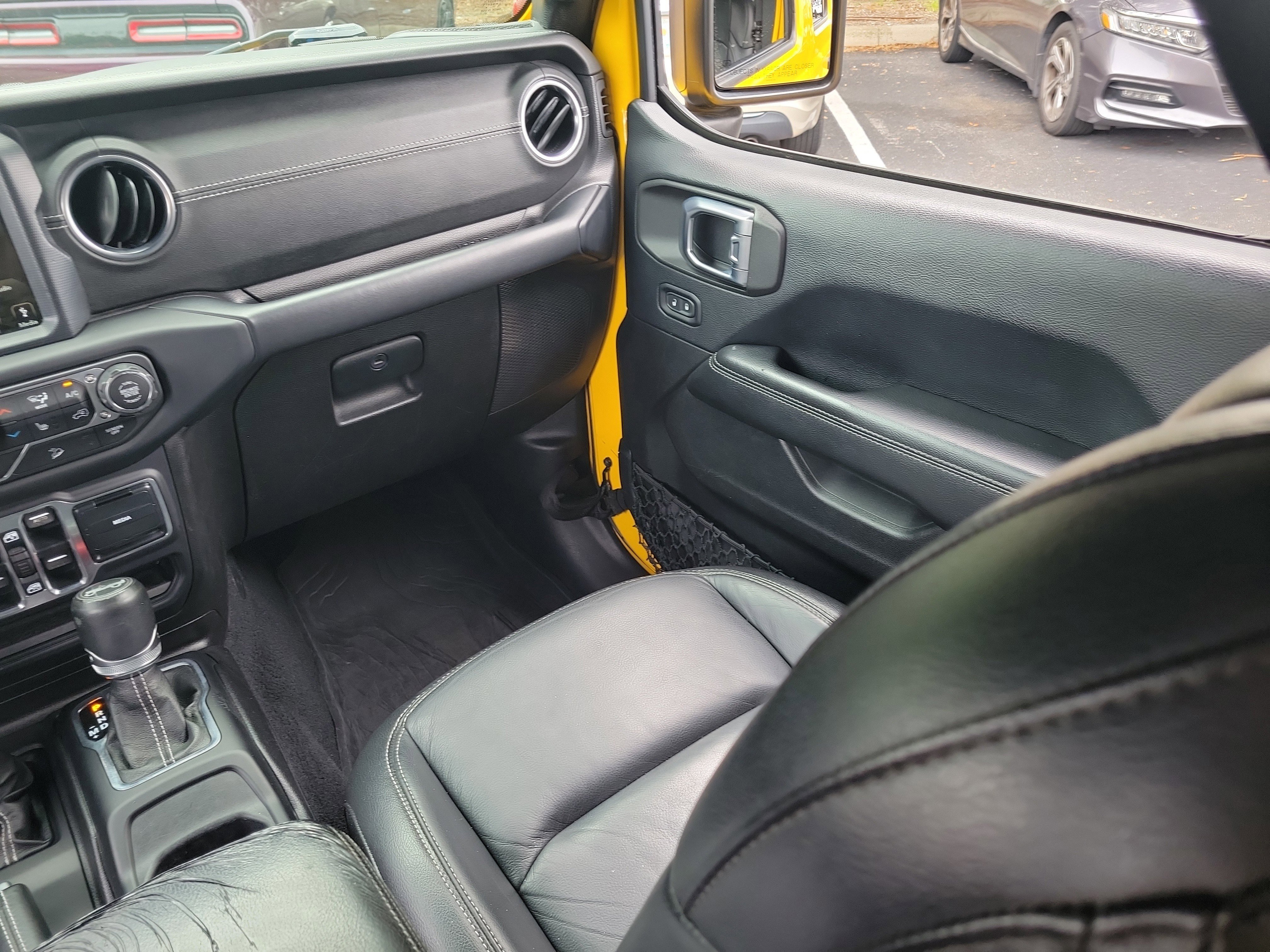 Used 2018 Hellayella Clearcoat Jeep Sahara image 18