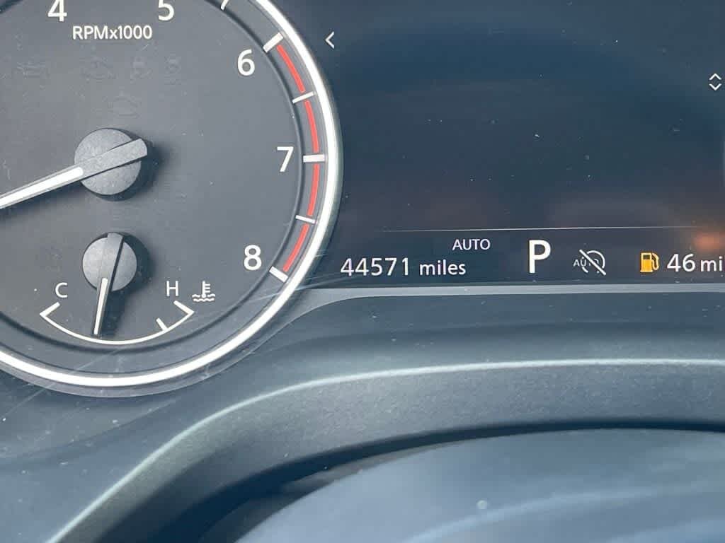 Used 2024 Gun Metallic Nissan SV image 15