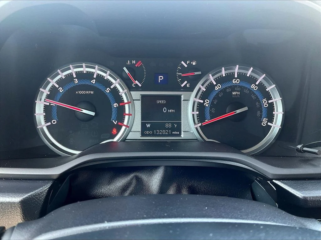 Used 2016 Red Toyota SR5 Premium image 6