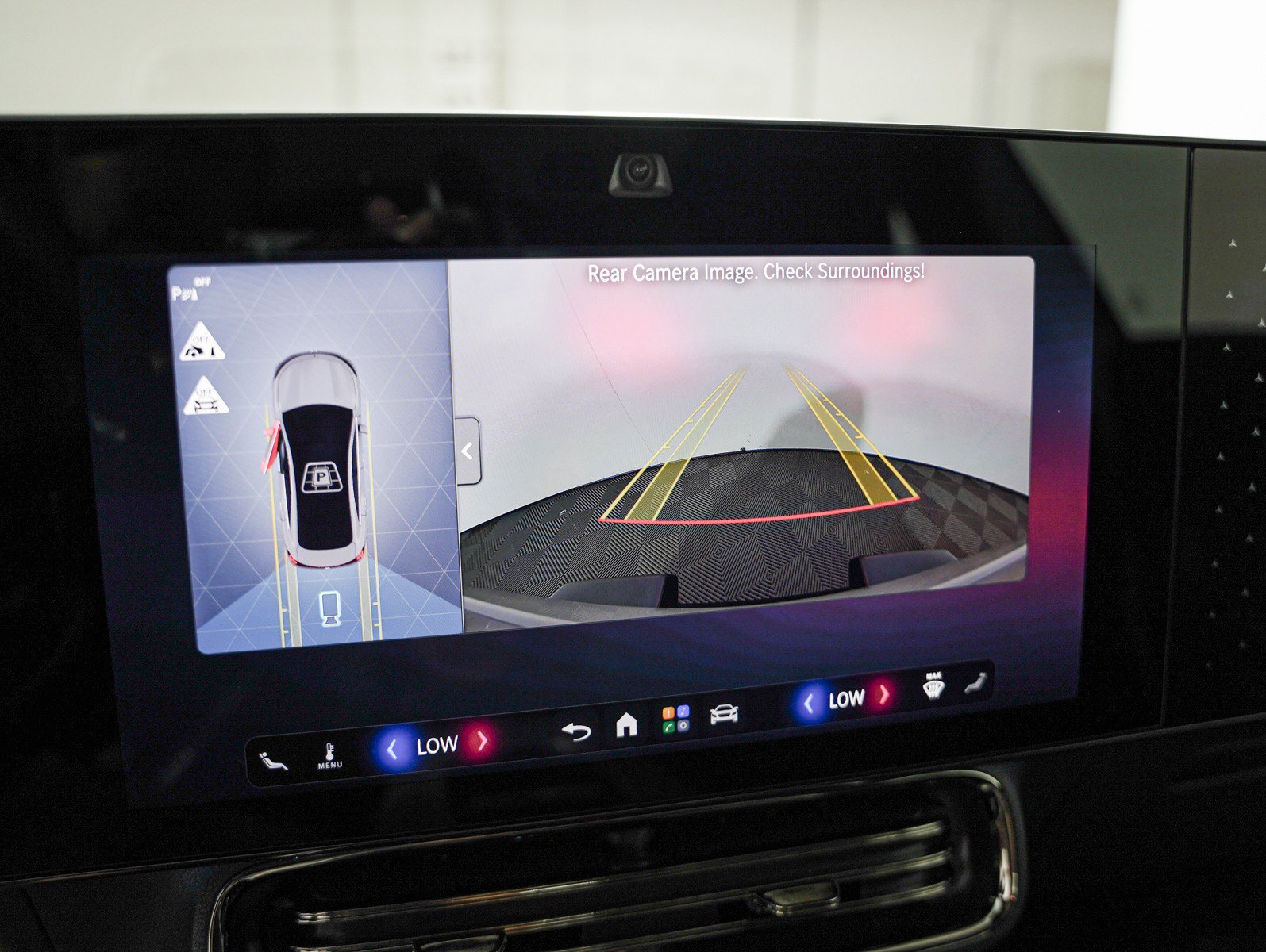 New 2027 MANUFAKTUR Alpine Grey Mercedes-Benz CLA 220 image 22