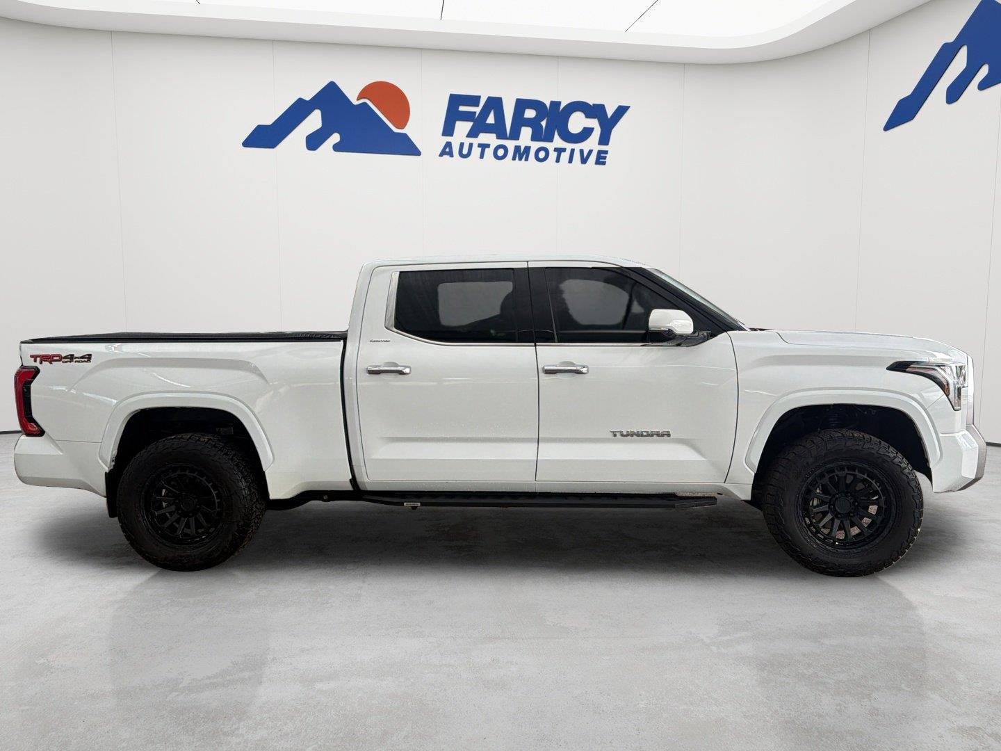 Used 2023 Ice Cap Toyota Limited image 5