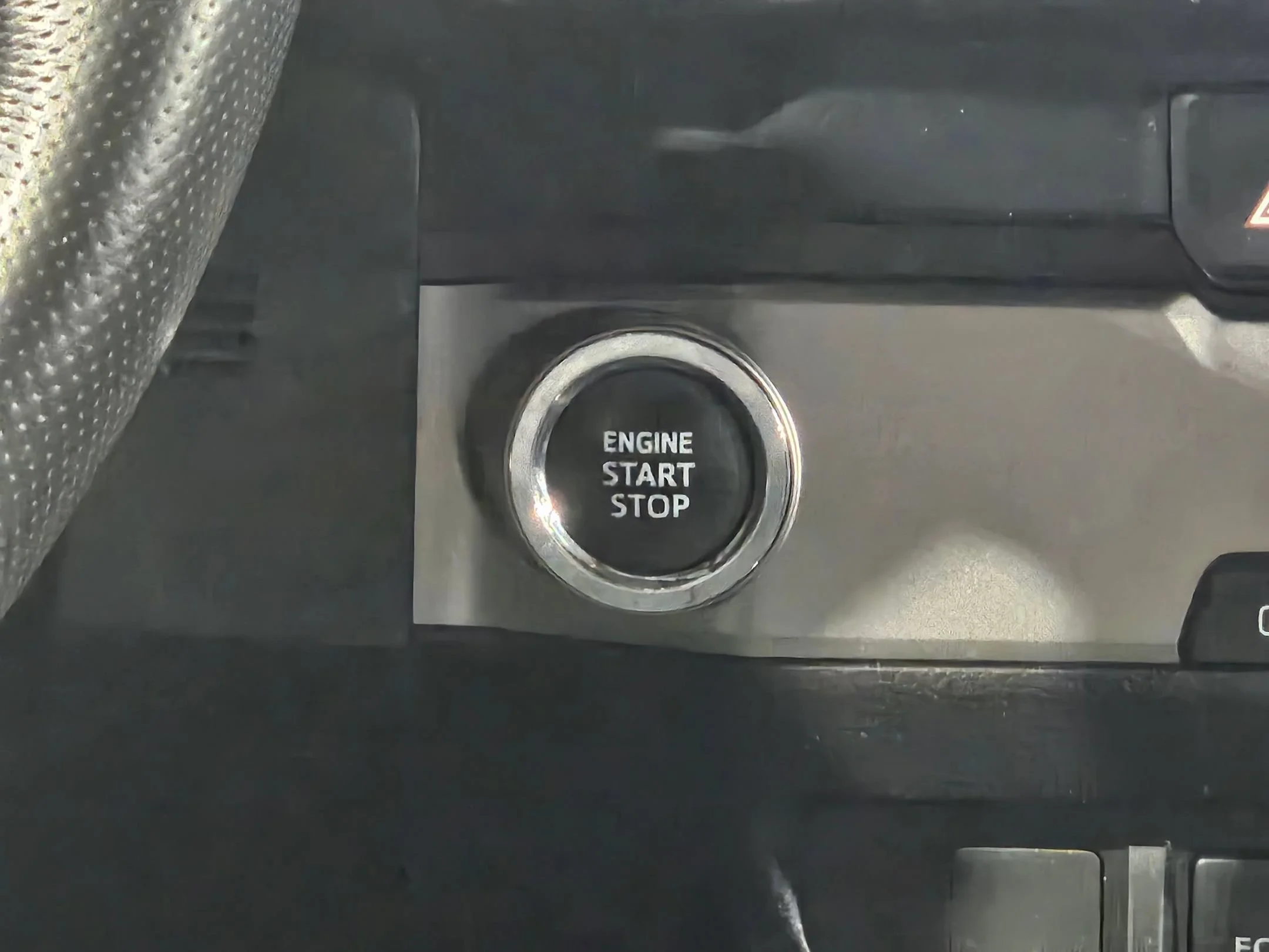 Used 2023 Ice Cap Toyota SR5 image 15