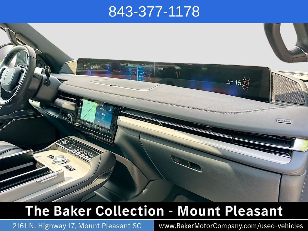 Used 2025 Gray Lincoln Reserve image 31