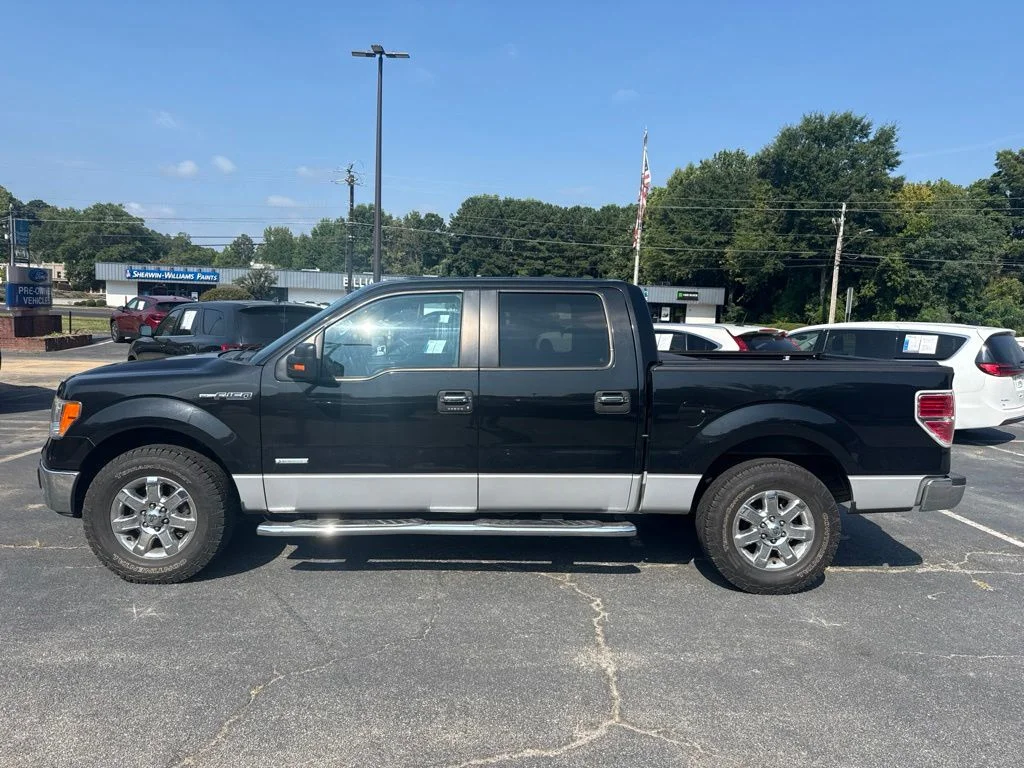 Used 2013 Silver Ford XLT image 2