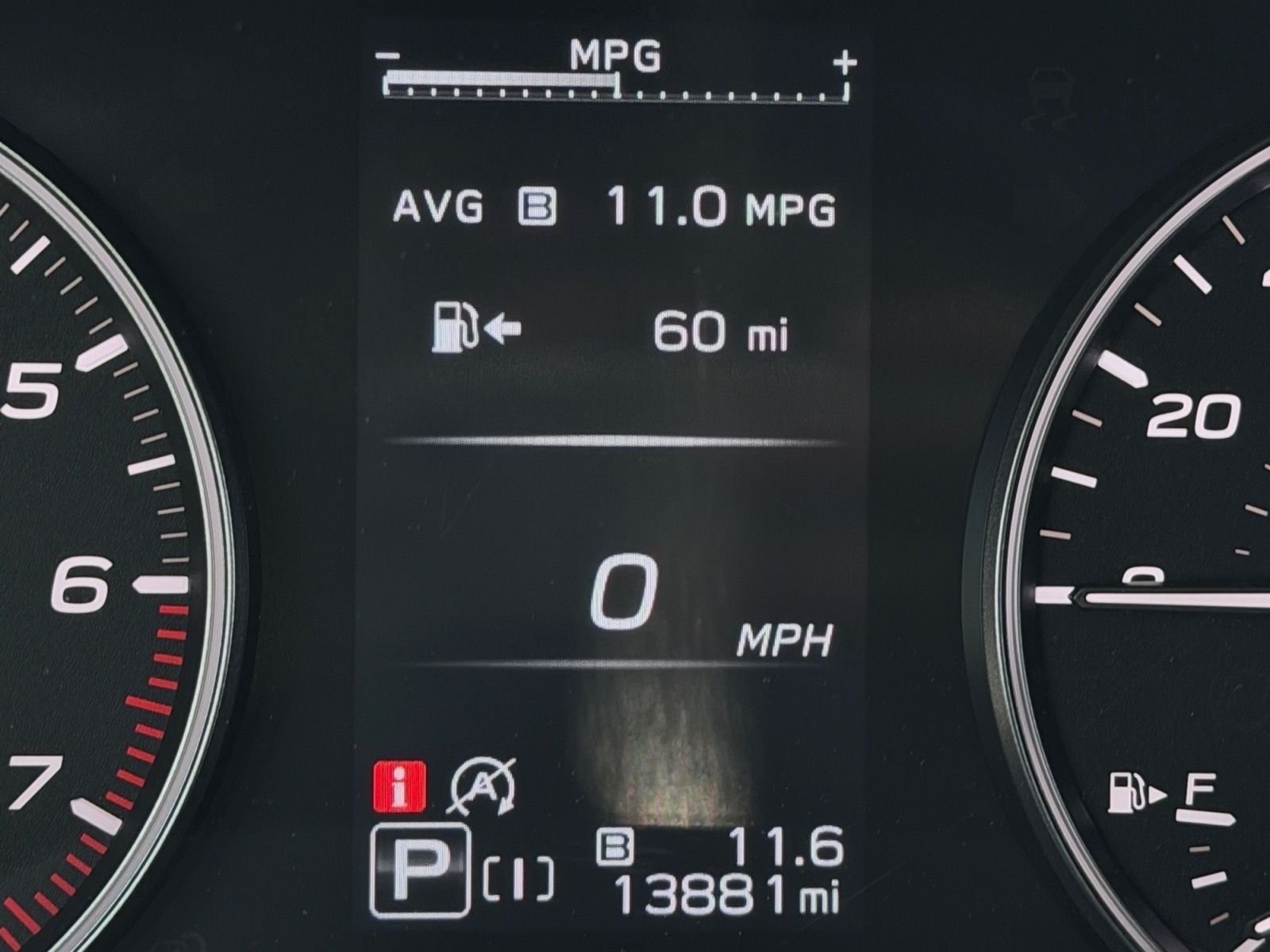 Used 2025 Gray Metallic Subaru Premium image 21