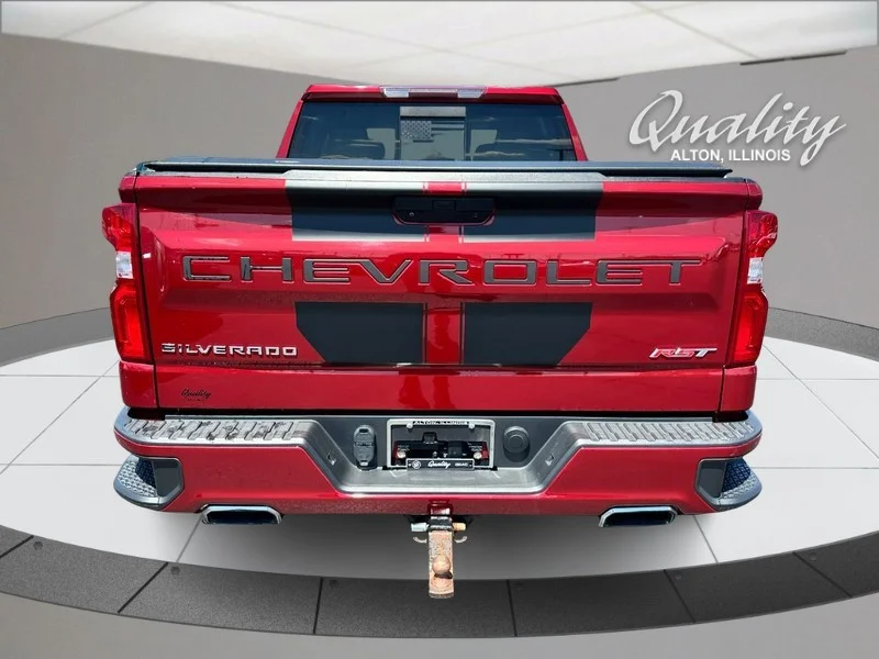 Used 2019 CAJUN RED TINTCOAT Chevrolet RST image 5