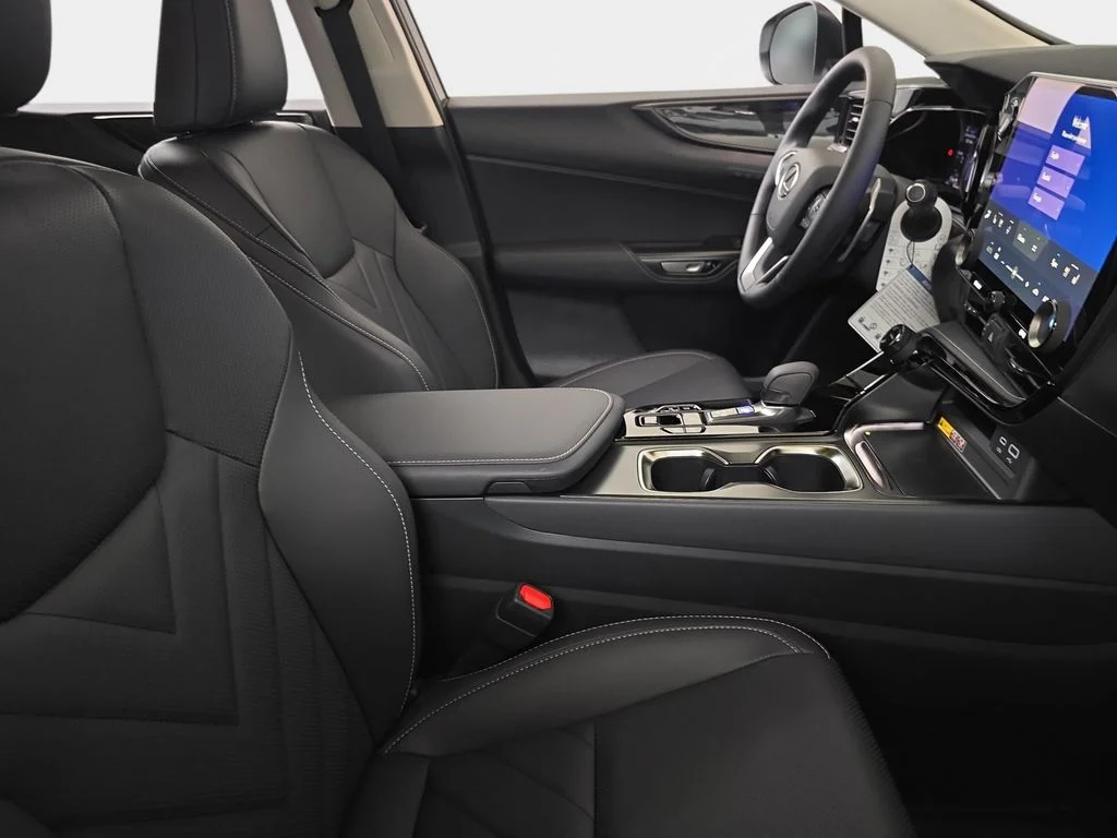 New 2026 Ultra White Lexus PREMIUM PLUS AWD image 9