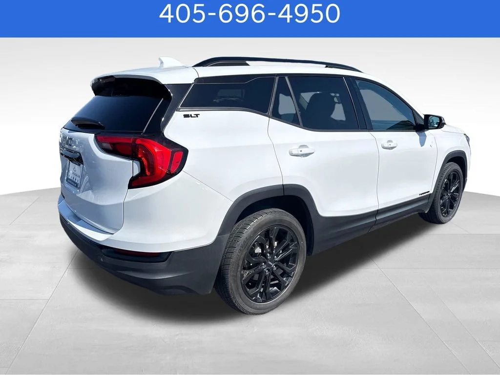 Pre-Owned 2021 GMC Terrain SLT