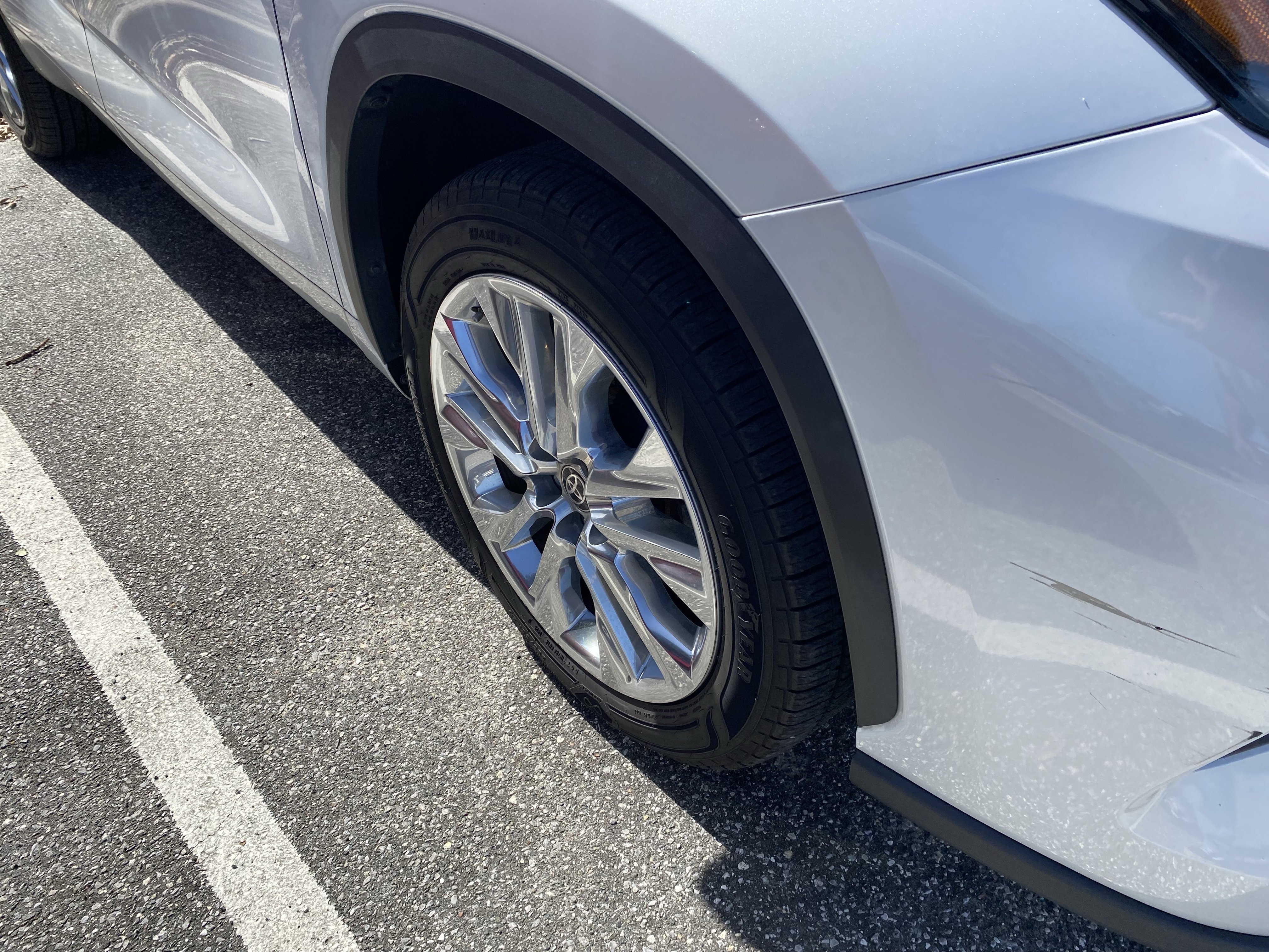 Used 2023 Pearl Toyota Limited image 5