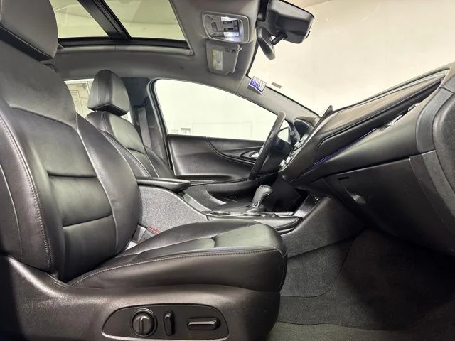 Used 2018 Blue Chevrolet Hybrid image 4