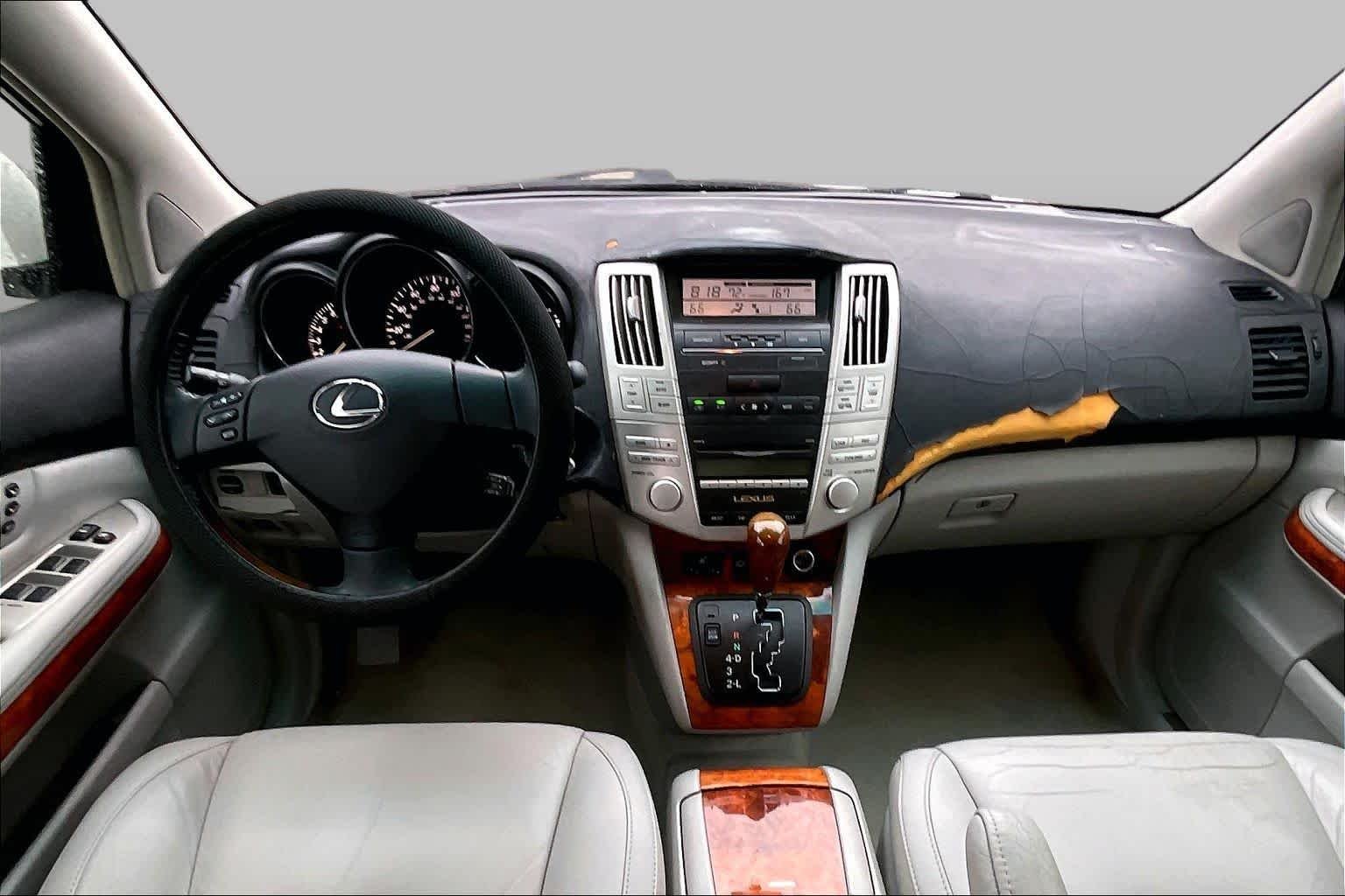 Used 2008 Crystal White Lexus  image 15