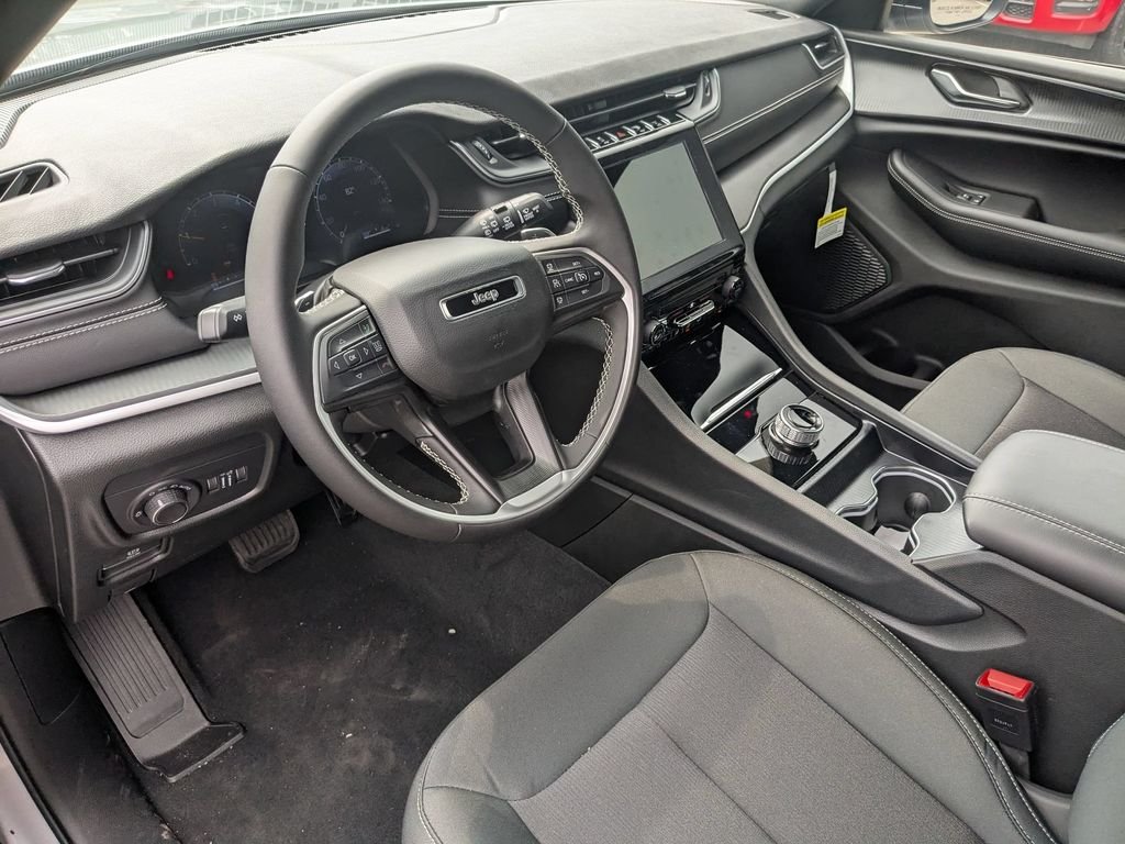 2025 Jeep Grand Cherokee L Laredo - Photo 11