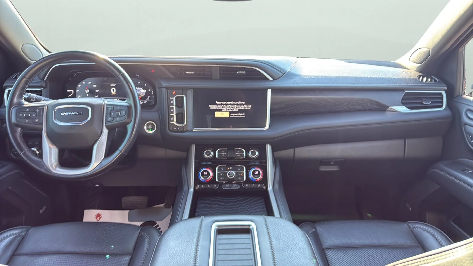 Used 2022 Black GMC Denali image 21