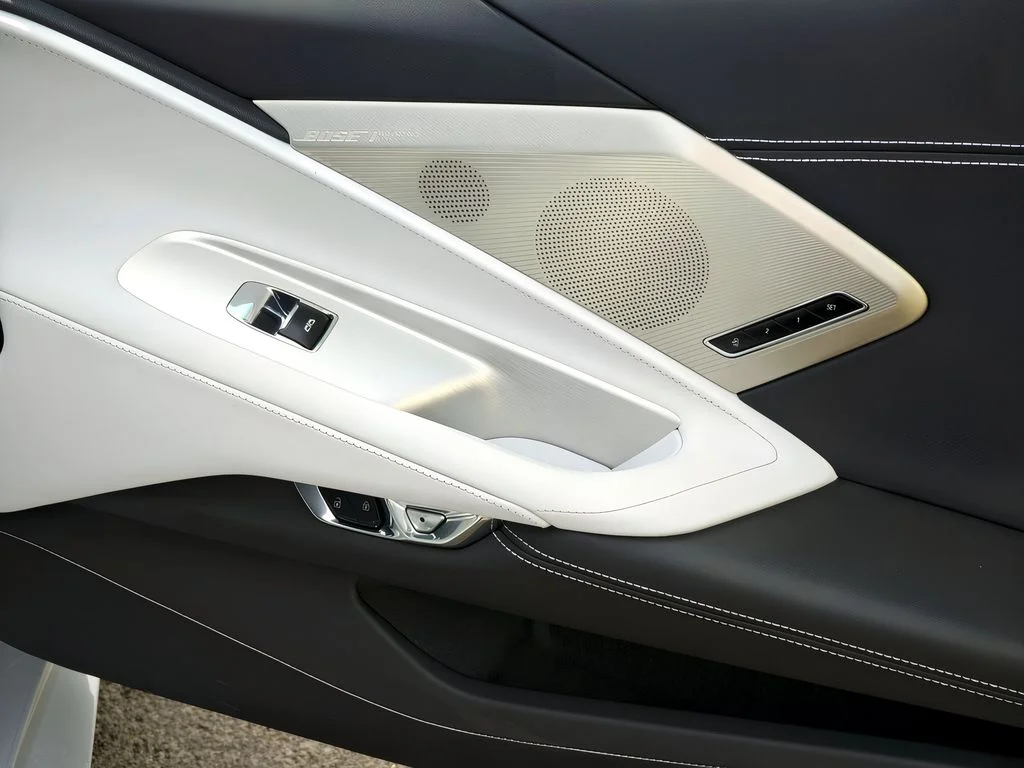 2024 Chevrolet Corvette 2LT - Photo 24